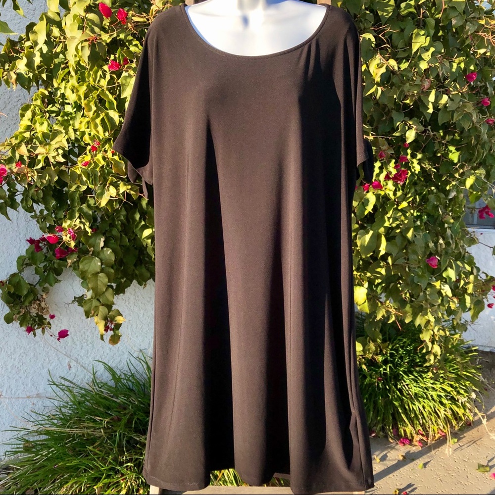 Ronni Nichole Black w/Gold Rivet Tie Detail Sleeve - Picture 2 of 9